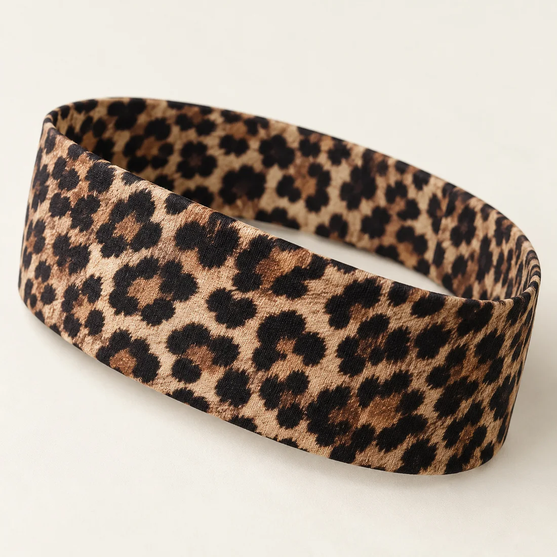 Bandeau léopard large classique · détail du motif
