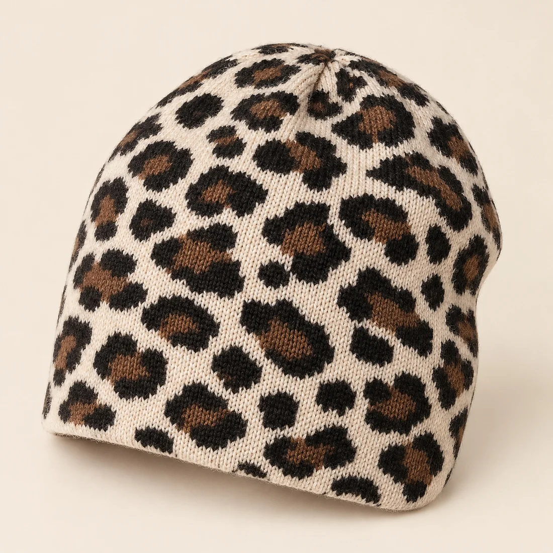 Bonnet léopard beanie crème · vue de trois quarts